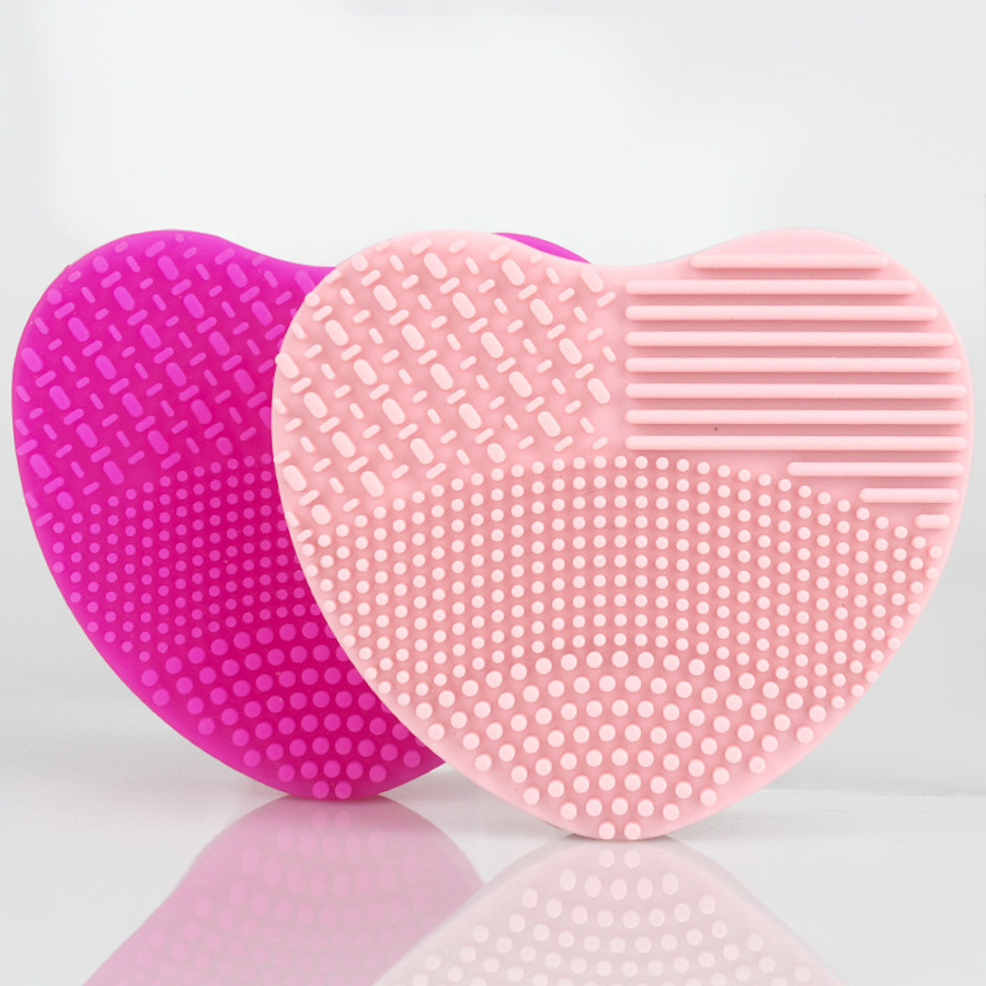 BCP8007 Heart Shaped Silicone Makeup brush cleaner pad