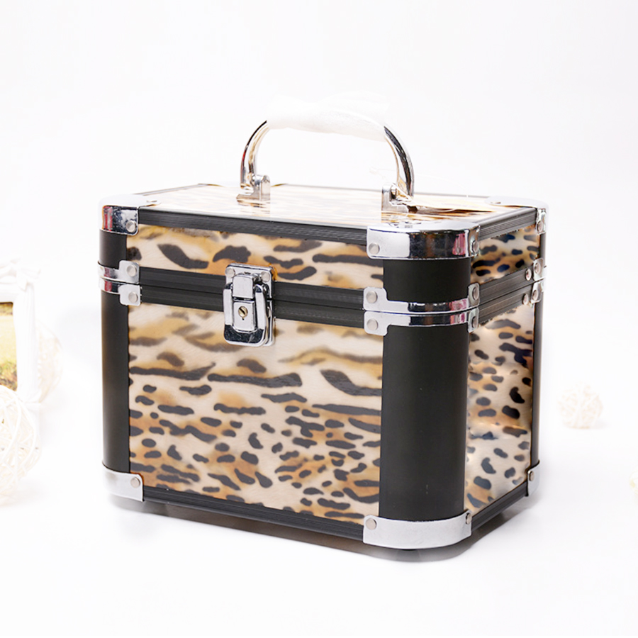 SUK#0433 Aluminum Train case Cosmetic in Leopard