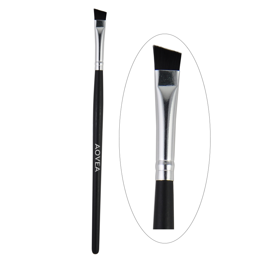 E33 Angle Eyeliner Brush