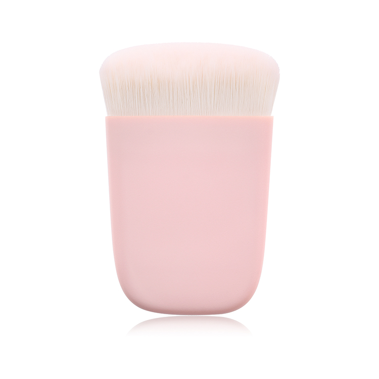 F121 BB Foundation Brush