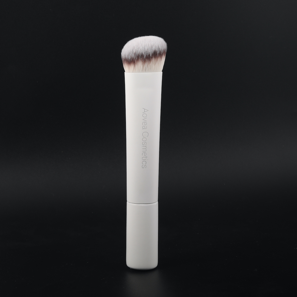 F55 Angle Foundation Brush